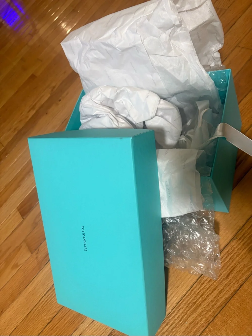Tiffany & Co. classic tiffany